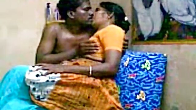 ایچ ڈی کے معیار :  خوبصورت فوٹو گرافر حصص ڈک پورن تصویر کے ساتھ اس busty حریف گرم ، شہوت انگیز فحش فلموں 